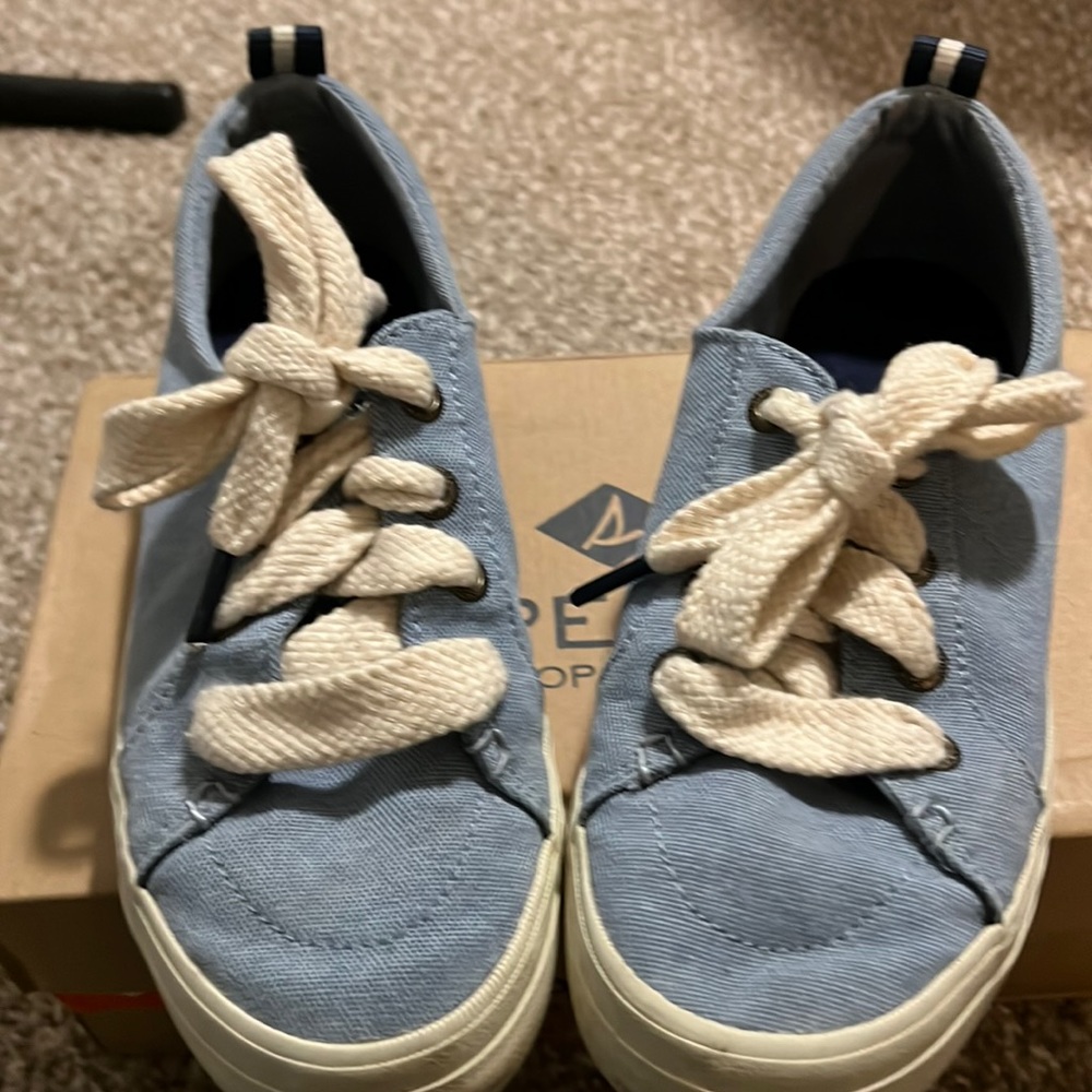 Sperry | 7.5 Light Blue Canvas Sneakers with Cream Laces